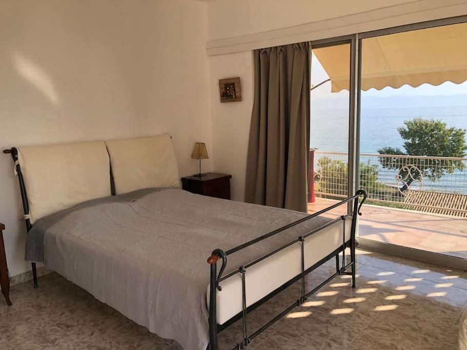 Sea View Apartment With Swimning Pool Mesongi Exterior photo