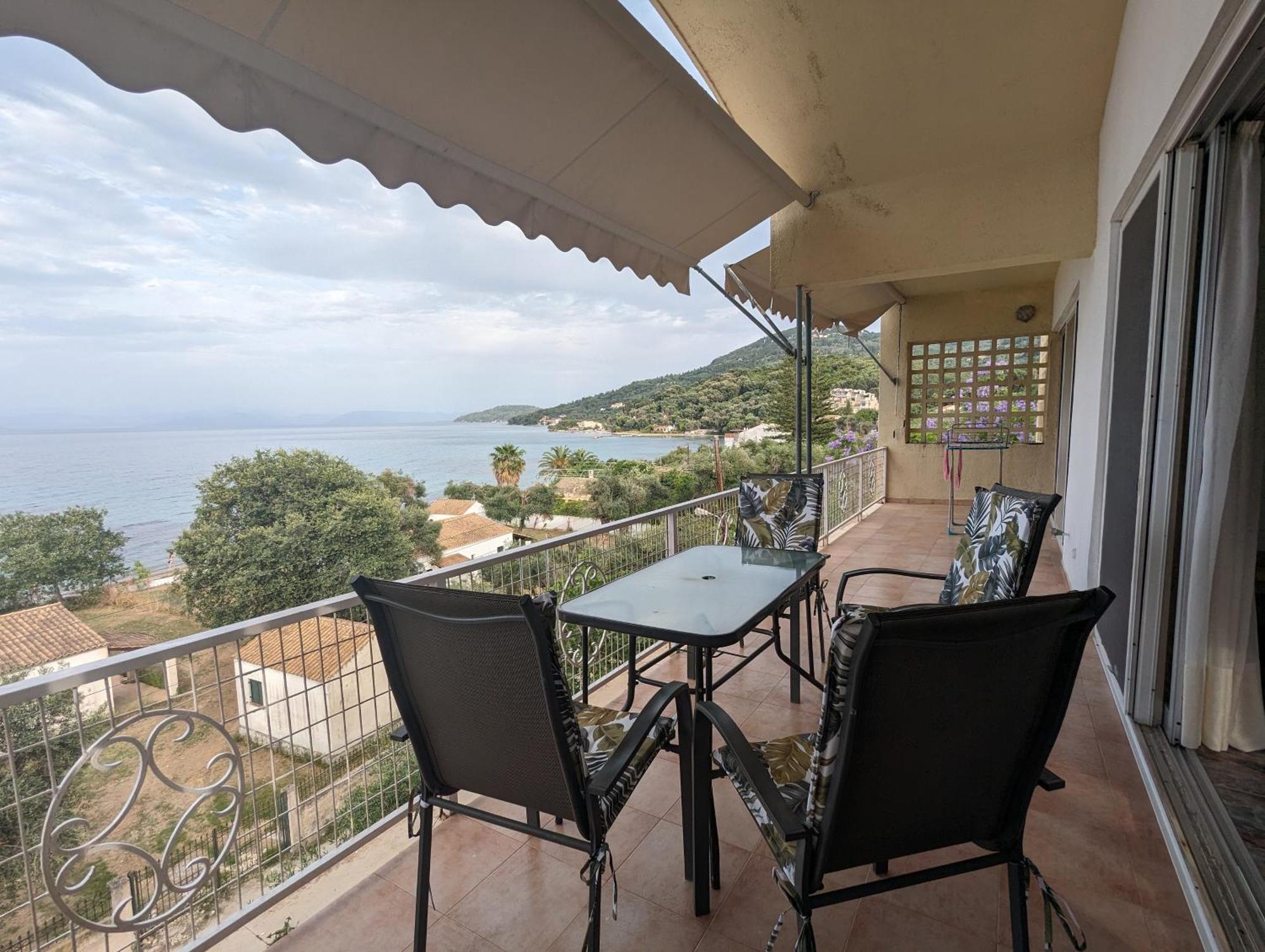 Sea View Apartment With Swimning Pool Mesongi Exterior photo